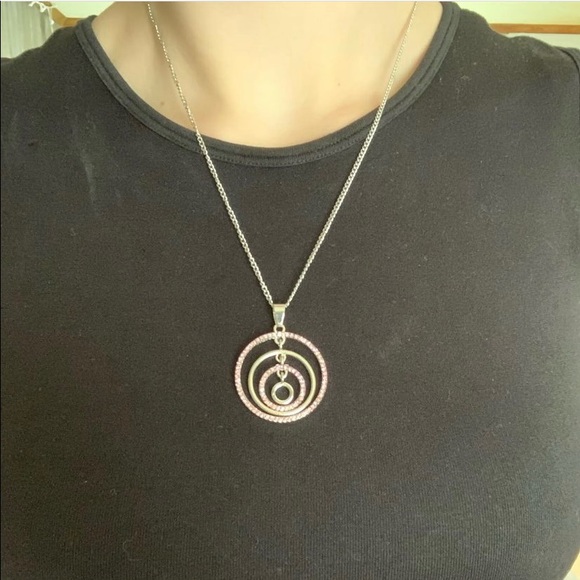 Necklace and matching Earrings - Picture 2 of 3